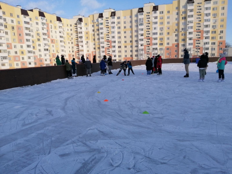 Соревнование по конькобежному спорту «Лёд надежды нашей».